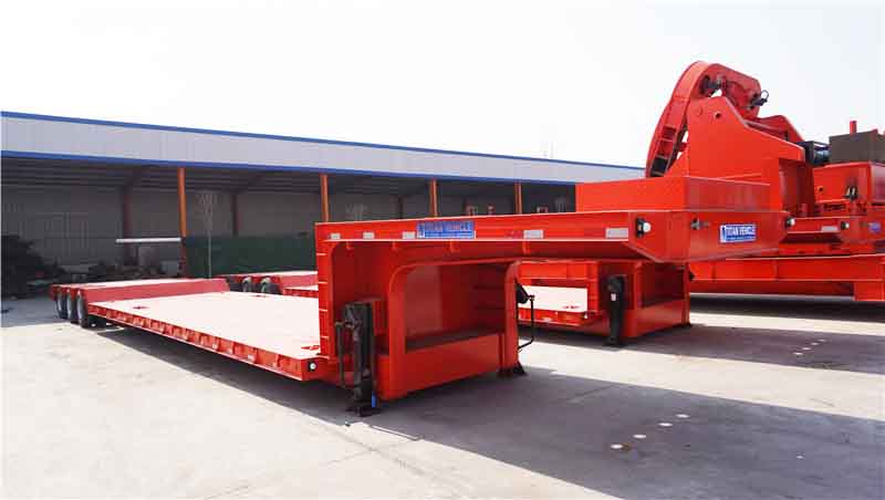 China 3 Axle 40ft Low Bed Trailer for Sale in Senegal Dakar
