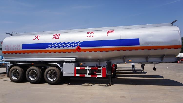 3 Axle Fuel Tanker Trailer of Aluminium for Sale In Philippines CEBU