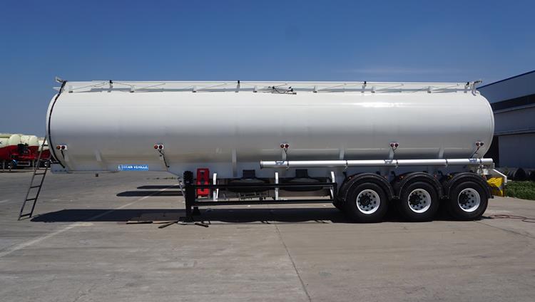 Tri Axle 45000 Liters Fuel Tanker Trailer for Sale Price