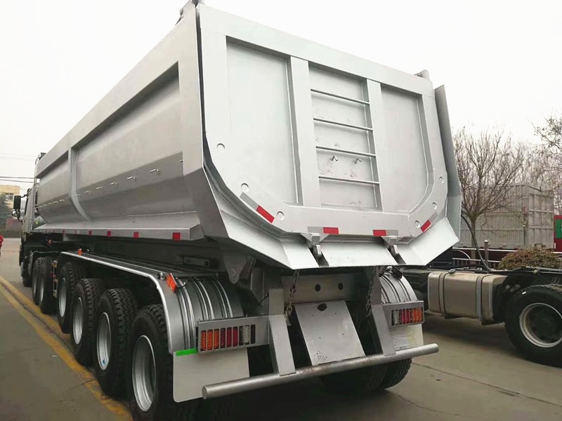 Tri Axle End Dump Trailer