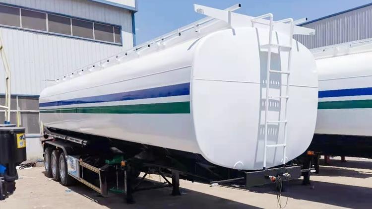 3 Axle Petroleum Tanker Truck Trailer for Sale