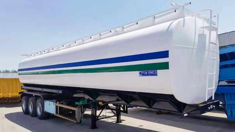45CBM Stainless Steel Tanker Trailer for Sale with Best Price