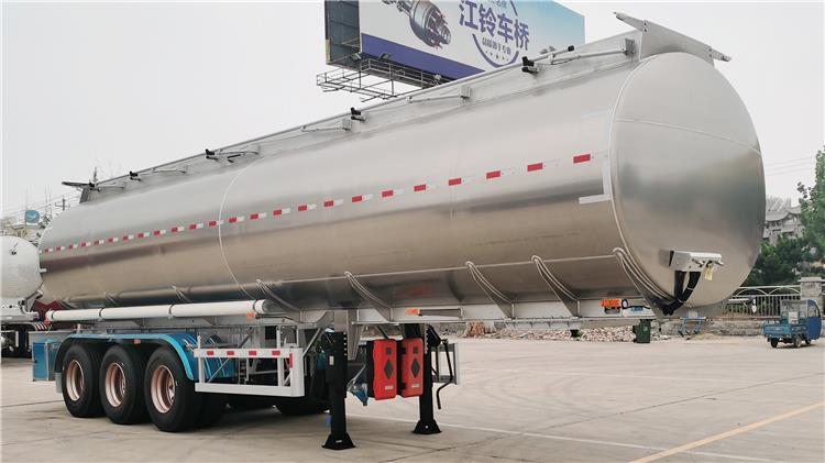 Tri Axle Aluminum Fuel Tanker Trailer for Sale In Namibia - Shengren Trailer
