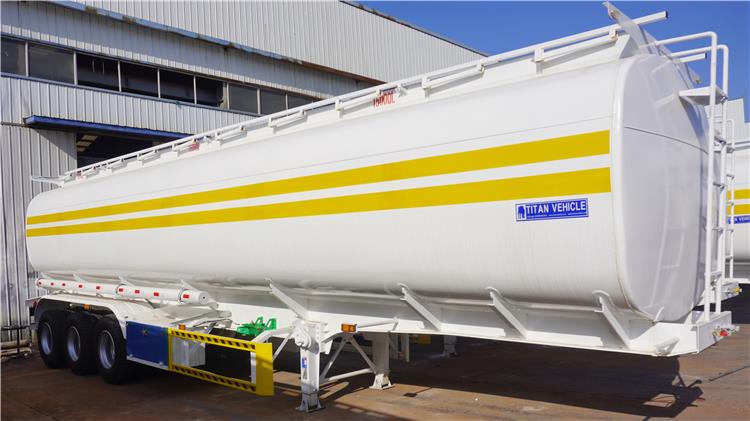 Tri Axle 42000L Oil Tanker Trailer with 4 Compartment for Sale - Faymonville Trailer