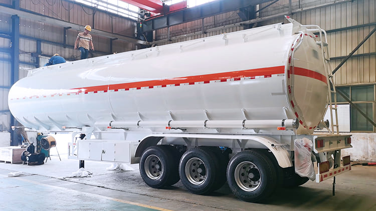 tri axle 45000 liters semi fuel tank truck trailer