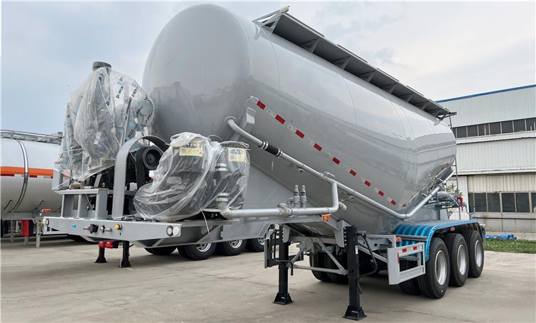 Tri Axle 30m3 Pneumatic Sand Tanker Trailers for Sale in Africa