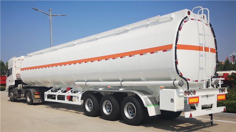 60000 Liters Monoblock Tanker Trailer for Sale In Tanzania