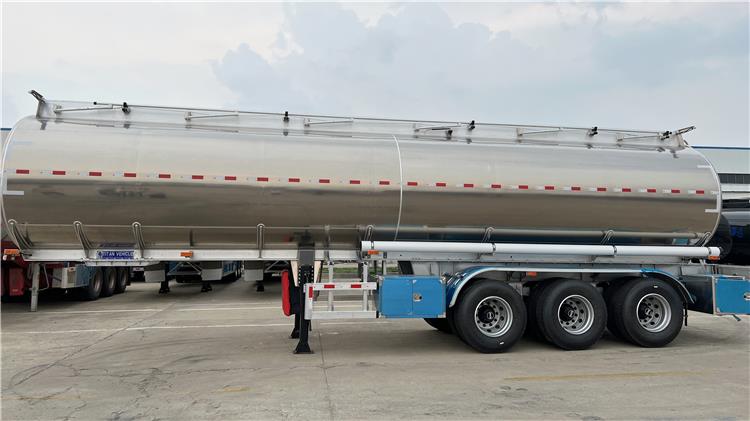 Aluminum Semi Trailer for Sale | Aluminum Tankers for Sale | Tri Axle Tanker Trailers for Sale