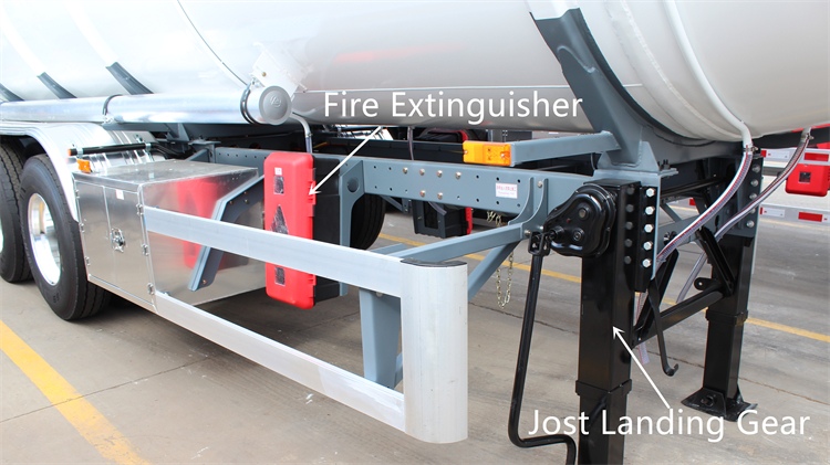 Stainless Steel Tanker for Sale | Stainless Steel Tank Trailer Manufacturer | Stainless Steel Semi Tank Trailer for Sale
