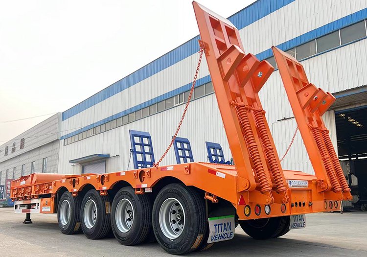 80T 4 Axle Semi Low Bed Trailer Truck for Sale in Tanzania