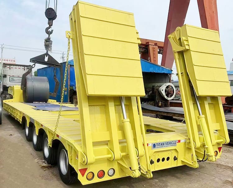 4 Line 8 Axle 130 Ton Truck Lowbed Semi Trailer for Sale Price