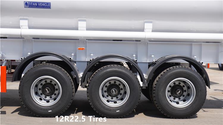 Tri Axle 45000 L Fuel Tanker Semi Trailer for Sale In Zambia