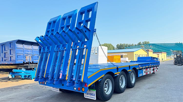 3 Axle 40 Feet Semi Lowbed Truck Trailer Price for Sale in Tanzania
