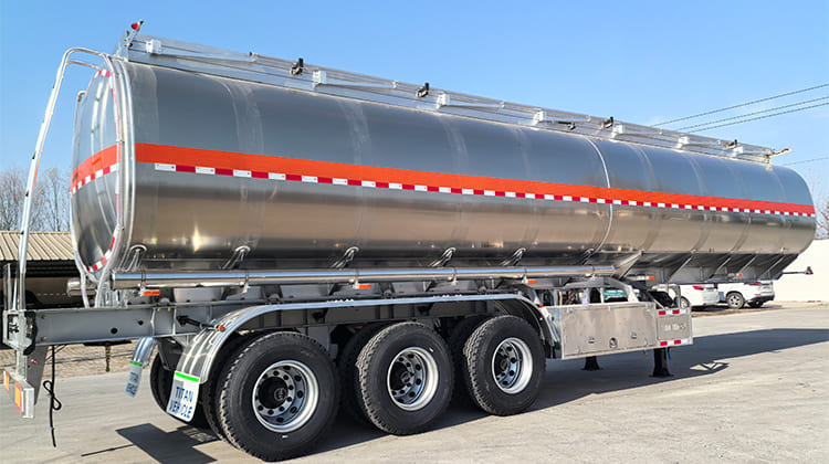 45000 Liters Aluminum Diesel Fuel Tank Trailer for Sale in Zimbabwe