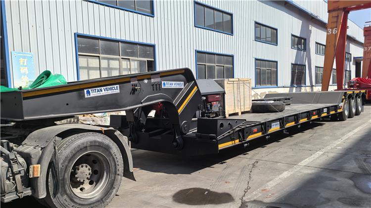 80/100 Ton Hydraulic Detachable Gooseneck Lowboy Trailer in Guaga,Guam