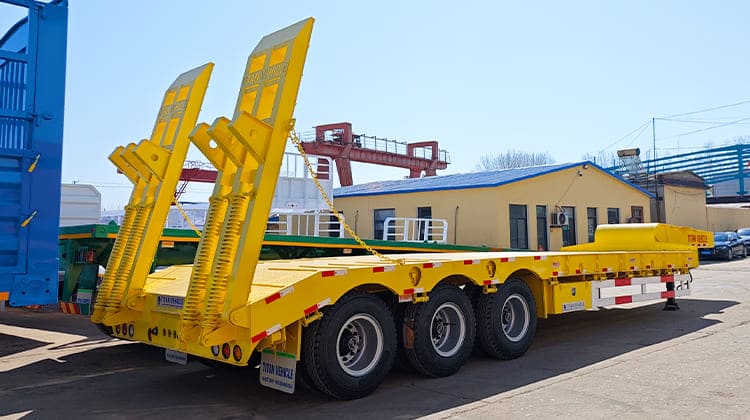 3 Axle Semi Truck Low Loader Trailer for Sale in Nigeria