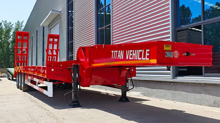 3 Axle Excavator Low Loader Trailer Truck for Sale in Zambia