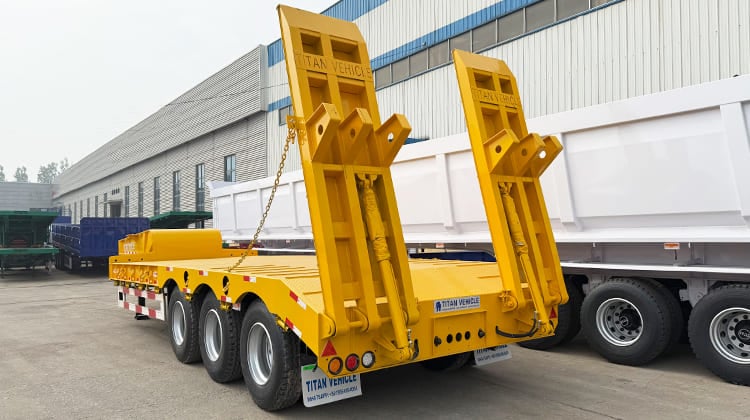 Tri Axle Equipment Low Loader Semi Drop Deck Trailer for Sale in Jamaica
