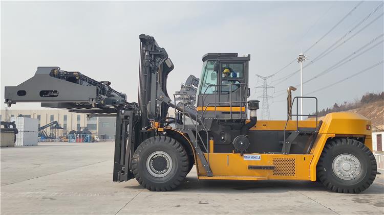 Empty Handler Container Reach Stacker | Heavy Duty Reachstacker