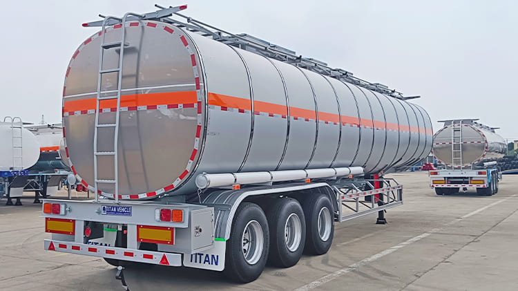 Stainless Steel Diesel Fuel Tanker Trailers Price for Sale in Sierra Leone