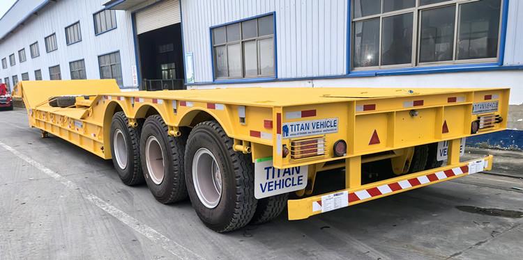 3 Axle Folding Gooseneck Trailers for Sale in United Arab Emirates