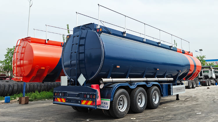 42000 Liters Diesel Fuel Tank Trailer for Sale in Uganda