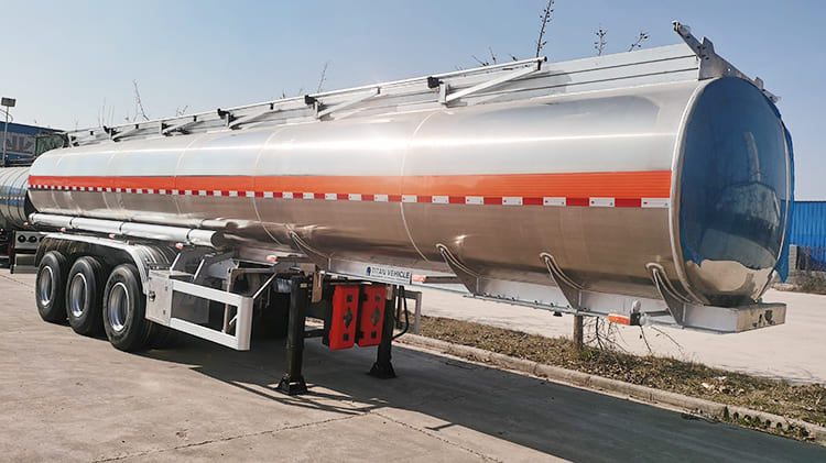 TITAN 3 Axle 40000 Liters Aluminum Fuel Tanker Trailer for Sale in Mali