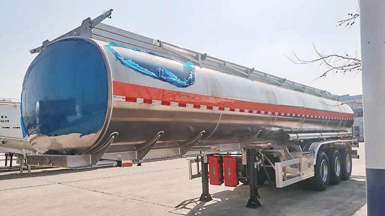 TITAN 3 Axle 40000 Liters Aluminum Fuel Tanker Trailer for Sale in Mali