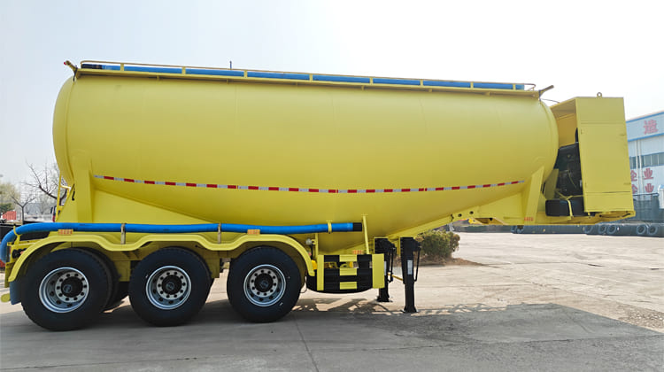 3 Axle Cement Bulker Truck Trailer Price for Sale in United Arab Emirates