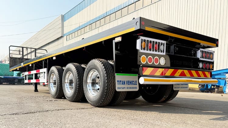 Tri Axle 40 Ft Flatbed Trailer for Sale in Sierra Leone