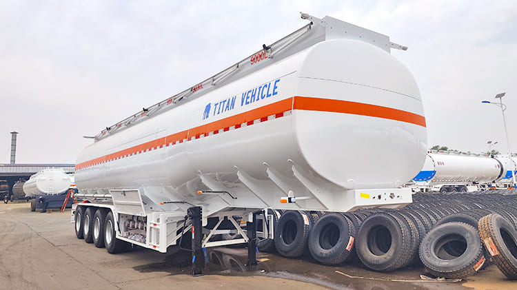 4 Axle 54000L Diesel Tanker Trailer for Sale in Mali