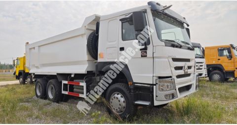 Congo Guests Went to TITAN Vehicle to Buy Used Howo Dump Truck 2023
