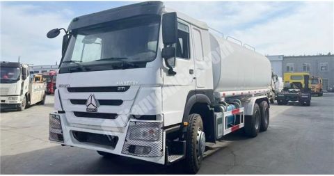 Used Howo Water Tanker Truck 6x4 will be sent to Guam