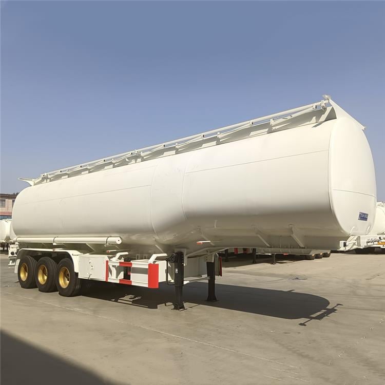 Fuel Tanker Trailer with 45000 L Capactiy