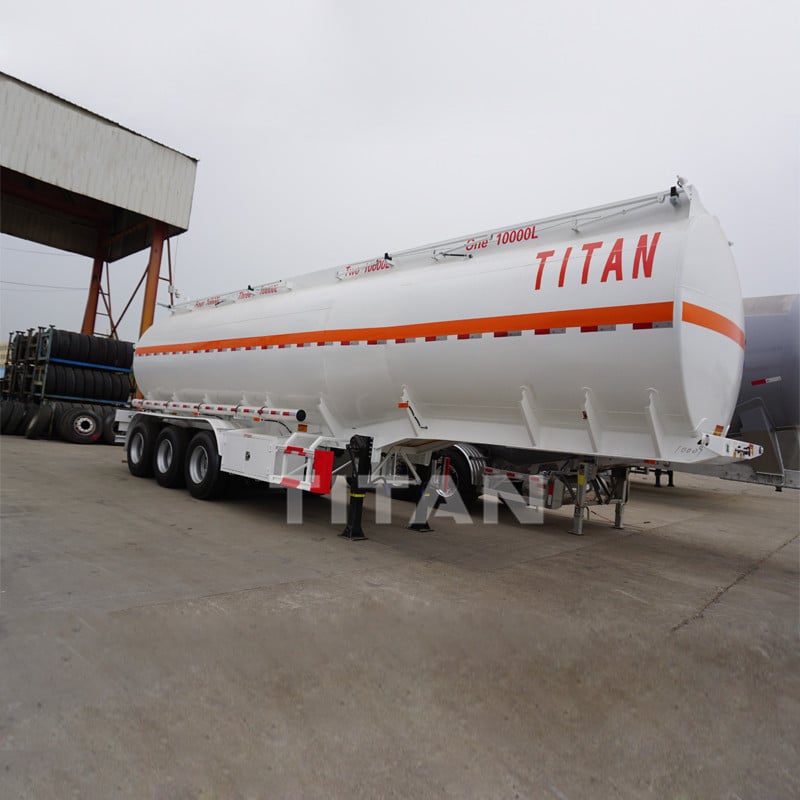 China 3 Axle 45000 Liters Oil Tanker Fuel Tank Semi 