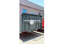 Tipper semi trailer without sticking to the bottom plate